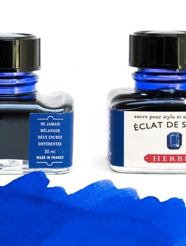 Herbin Eclad de Saphir bottle shape and color